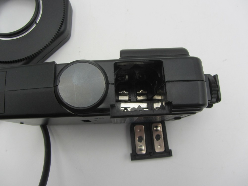 Vivitar Macro Flash Ring 6000AF C Canon Electronic Flash Unit - Tested Working