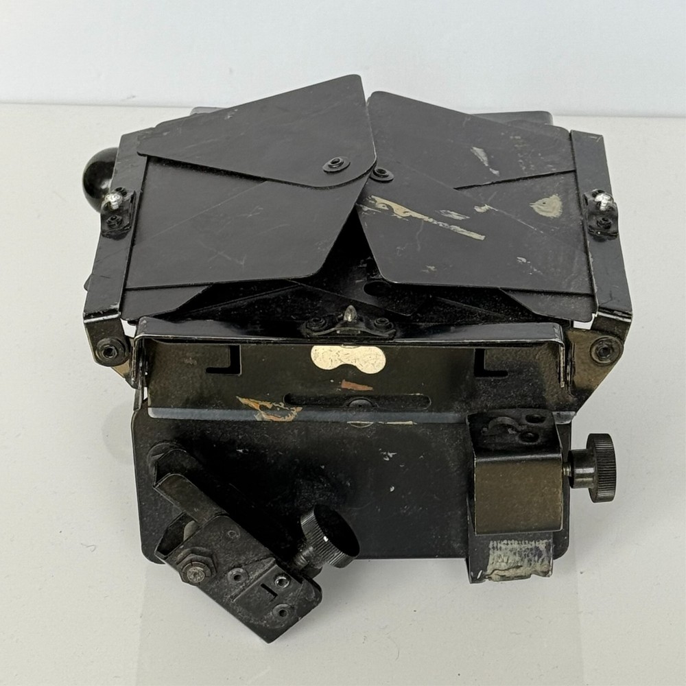 Lowel Omni Light Barn Doors - Works - Camera Flash