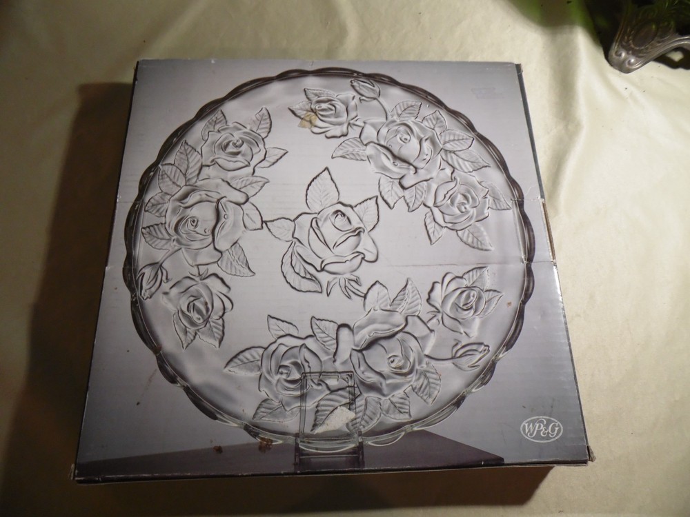 WP&G Rose Parade Serving Platter 14" with box