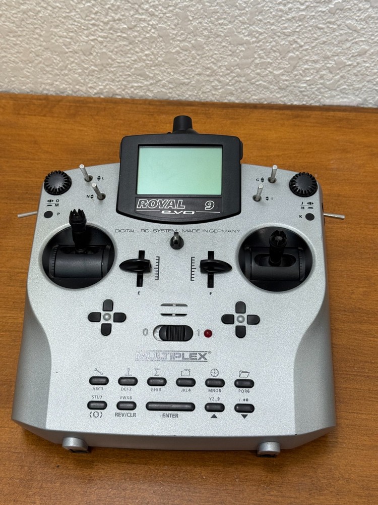Multiplex Royal Evo 7 HFMS-72 Digital RC System Transmitter, No Antenna/Battery
