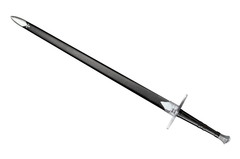 Sharp hand and half-handed bastard sword