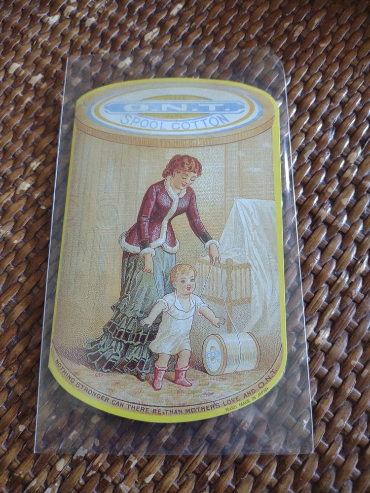 Needlebook/Needles/Thread spool