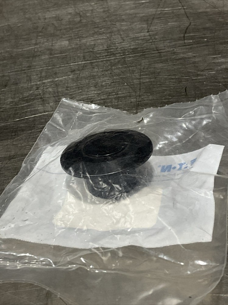 EATON HT8KFH Flat Button Black Nos Surplus