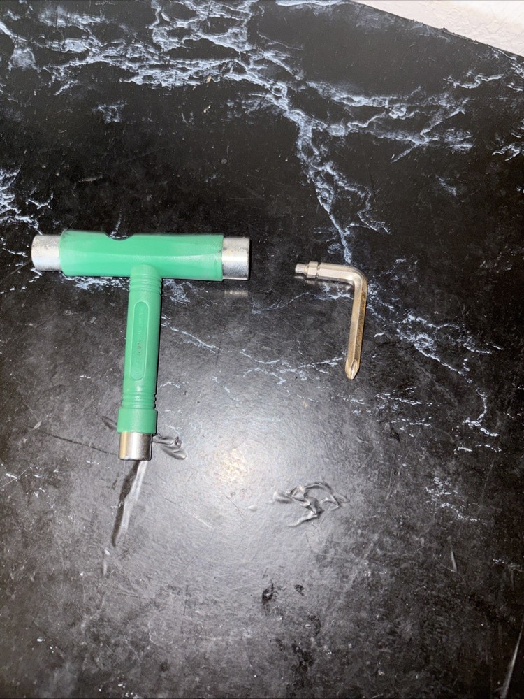 Skate Tool Dark Green