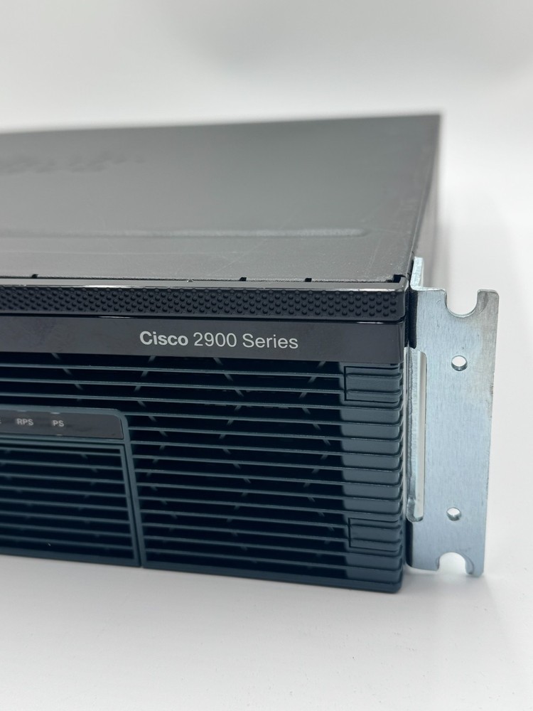 CISCO2921/K9 Integrated Services Router