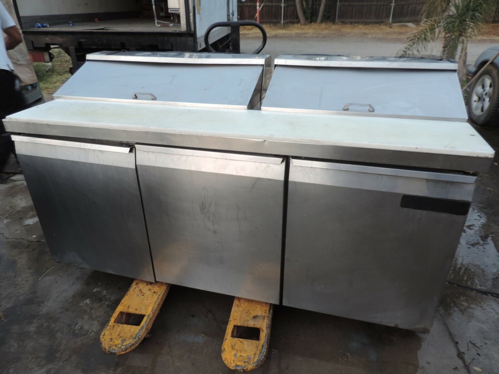 REFRIGERATED PREP. PIZZA SANDWICH TABLE (CONTINENTAL)