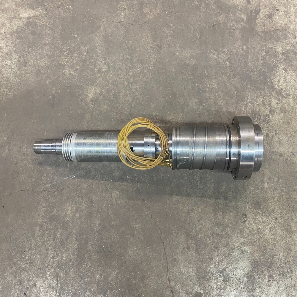 MAZAK SPINDLE 5529010050 OAD:45"X20"X20"