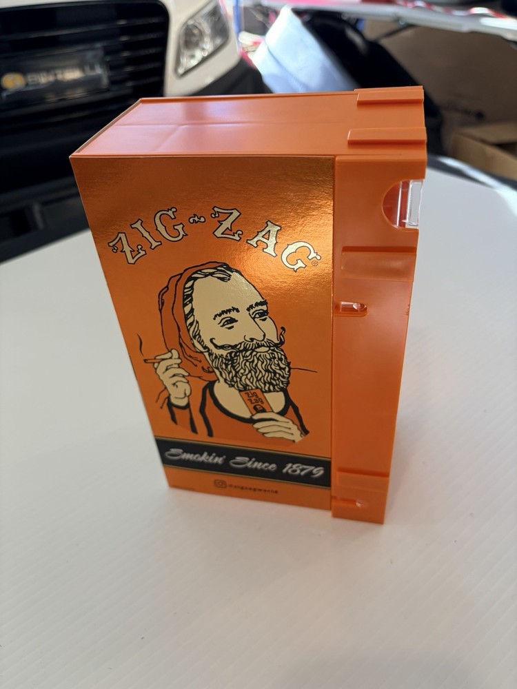 zig zag dispenser