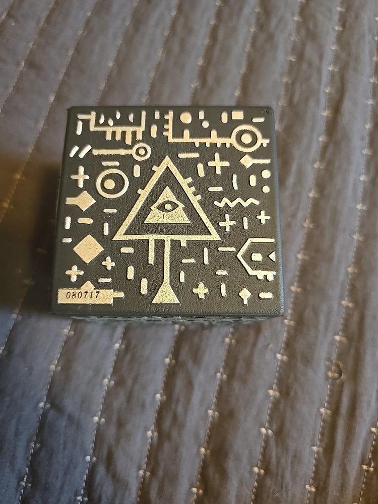 Merge Cube AR VR Augmented Reality Interactive Hologram