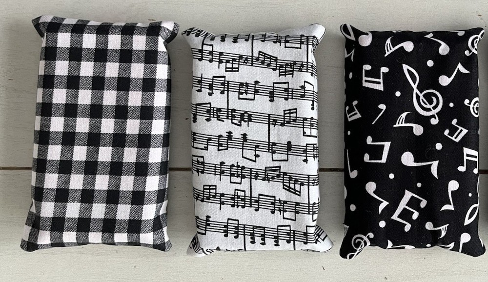 5 Black & White Tissue Holders. Handmade. Tissues Included