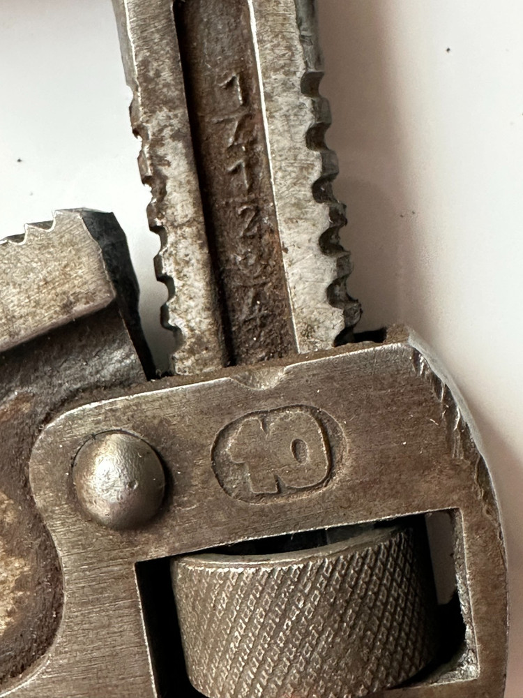 Vintage Unbranded Pipe Wrench