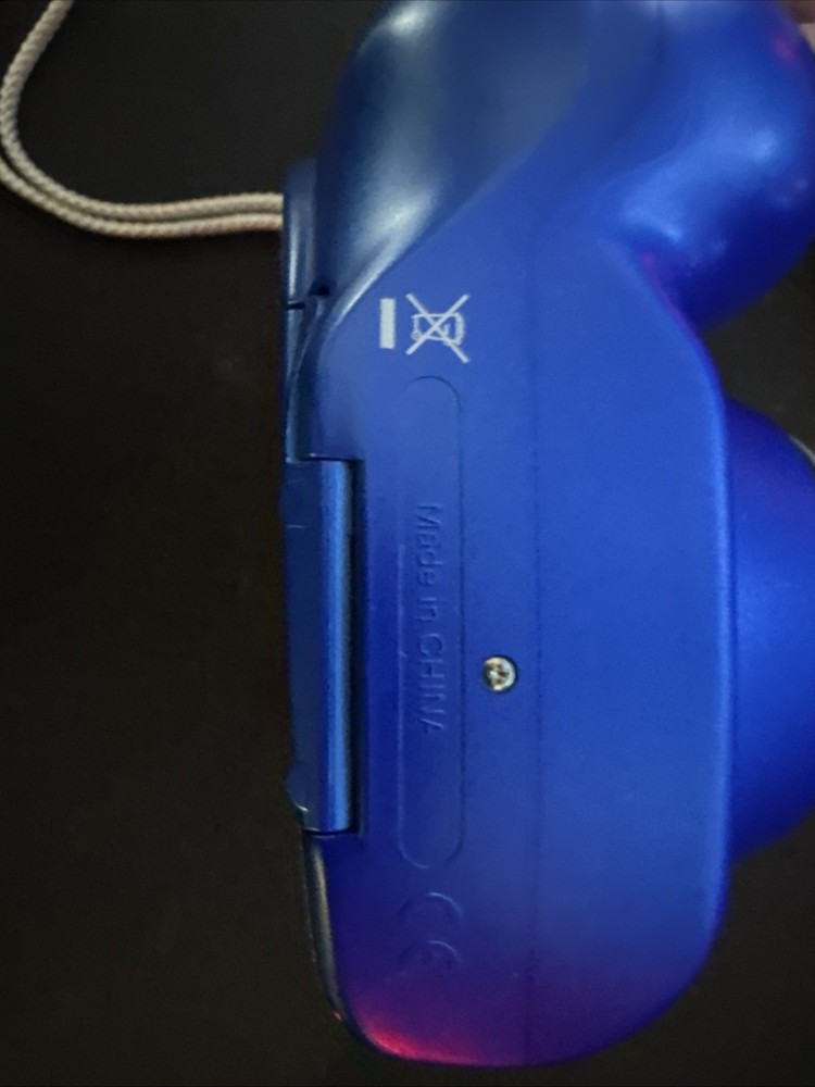 polaroid 300 instant camera blue