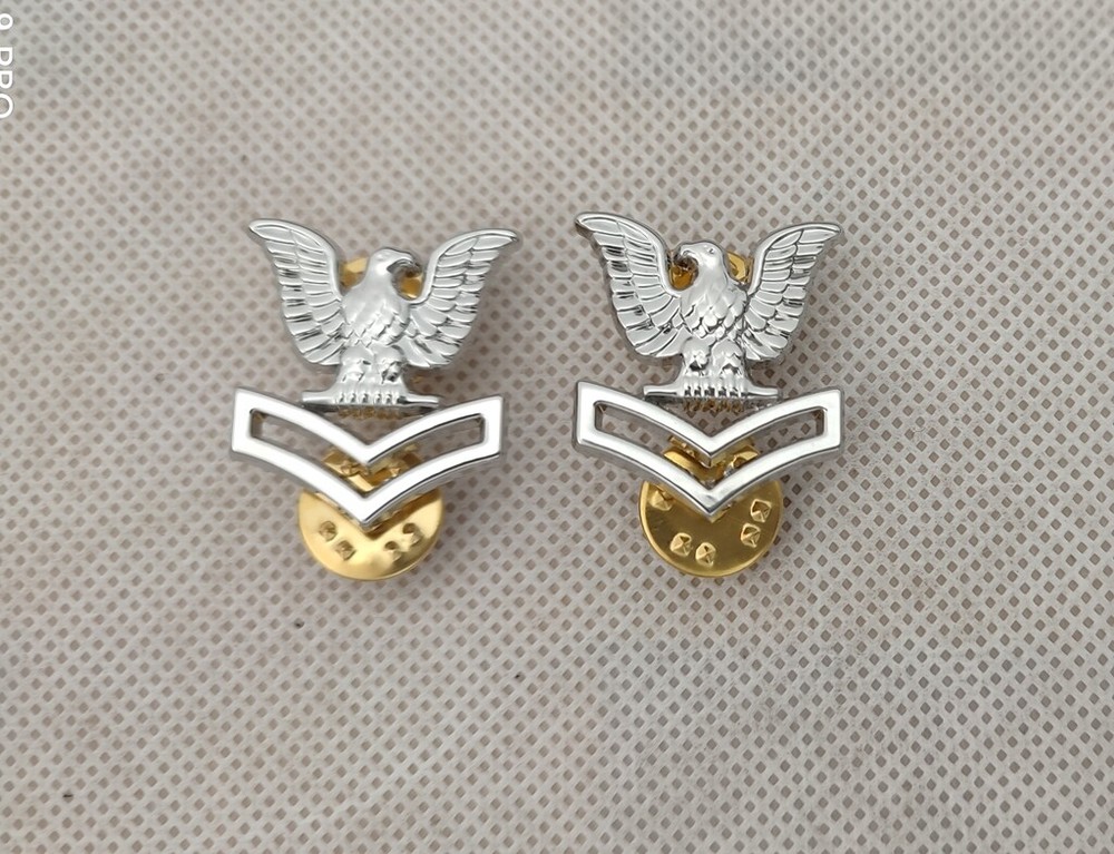 PAIR US NAVY SILVER BADGE PIN : E5 SECOND CLASS PETTY OFFICER SEABEE