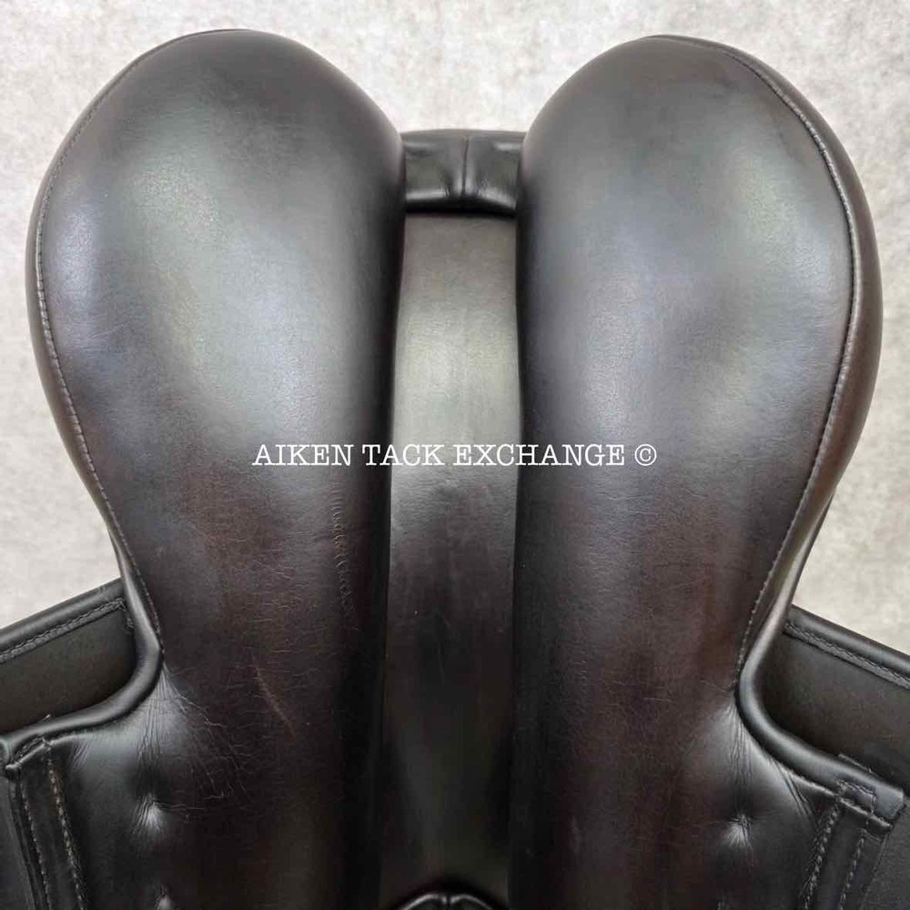 2017 County Solution Jump Saddle, 17.5" Seat, Narrow Tree (Read Description)