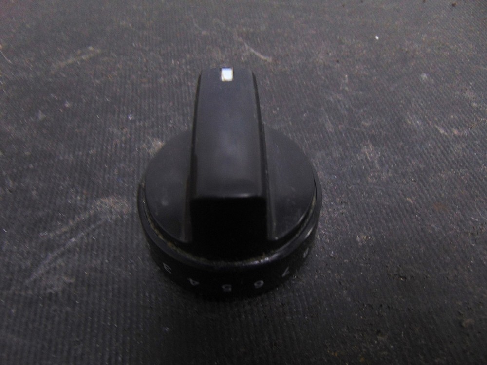 GE Range JGBS66DEK3BB Control Knob WB03X24759