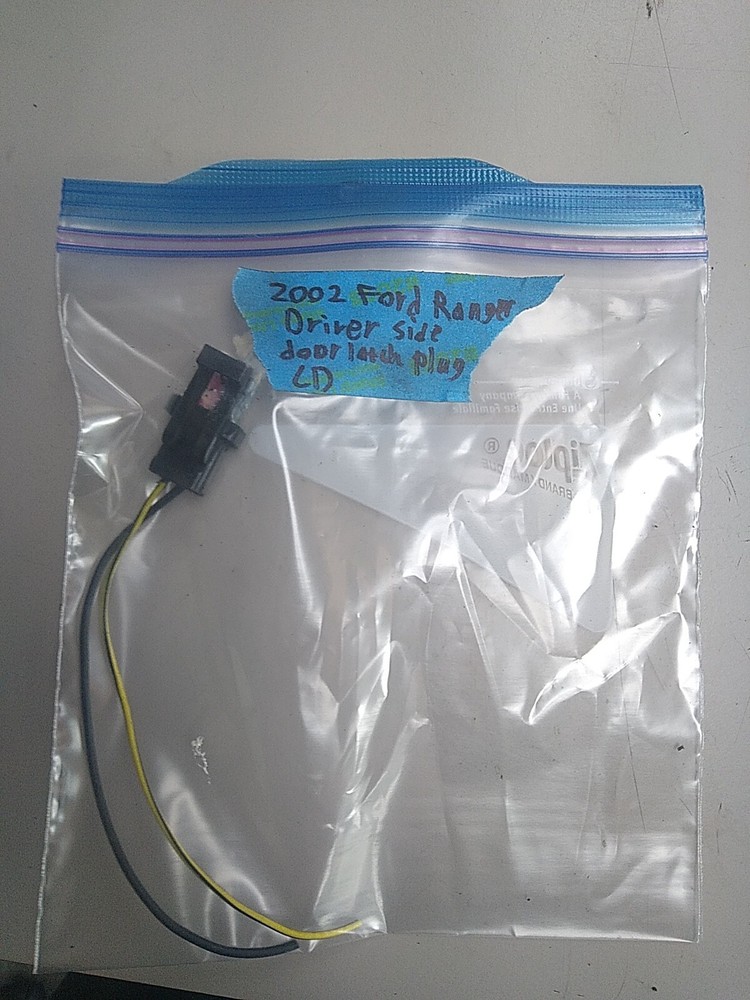 2002 FORD RANGER DRIVER LEFT DOOR LOCK LATCH PLUG (PLUG ONLY)