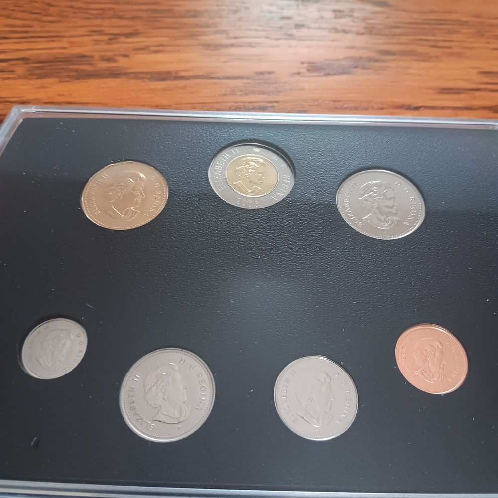 2005 Canadian Speciman Set