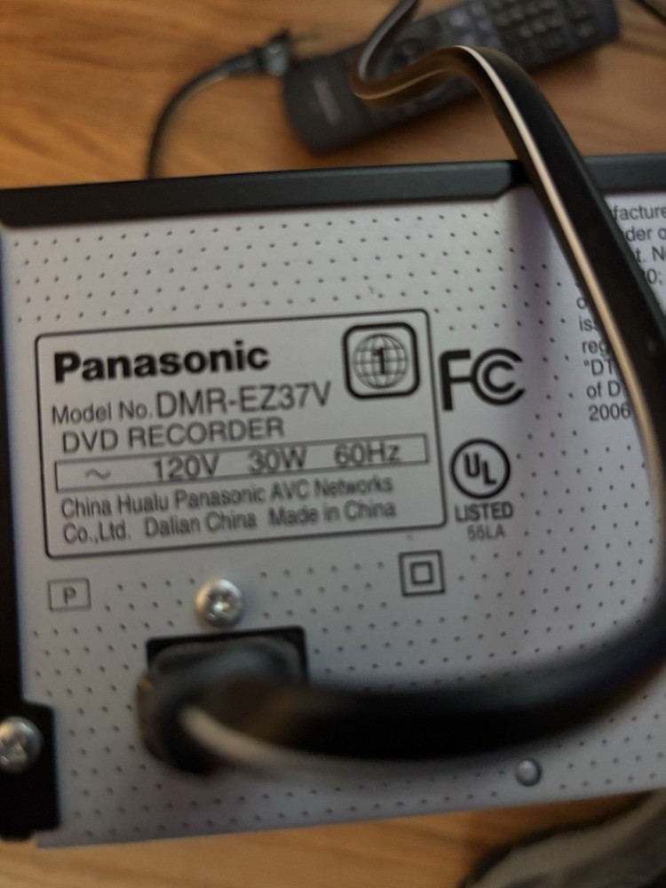 Panasonic DMR-EZ37V VHS/DVD