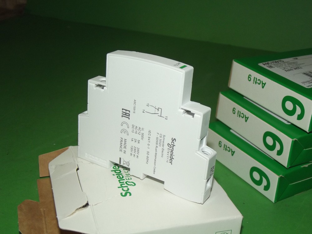 Schneider Electric A9C15915 Indicator auxilliary