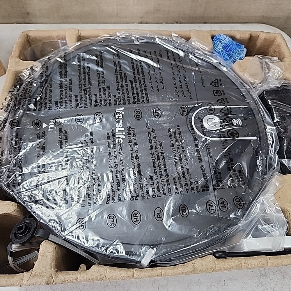 NEW Vers Life Robot Cleaner L6