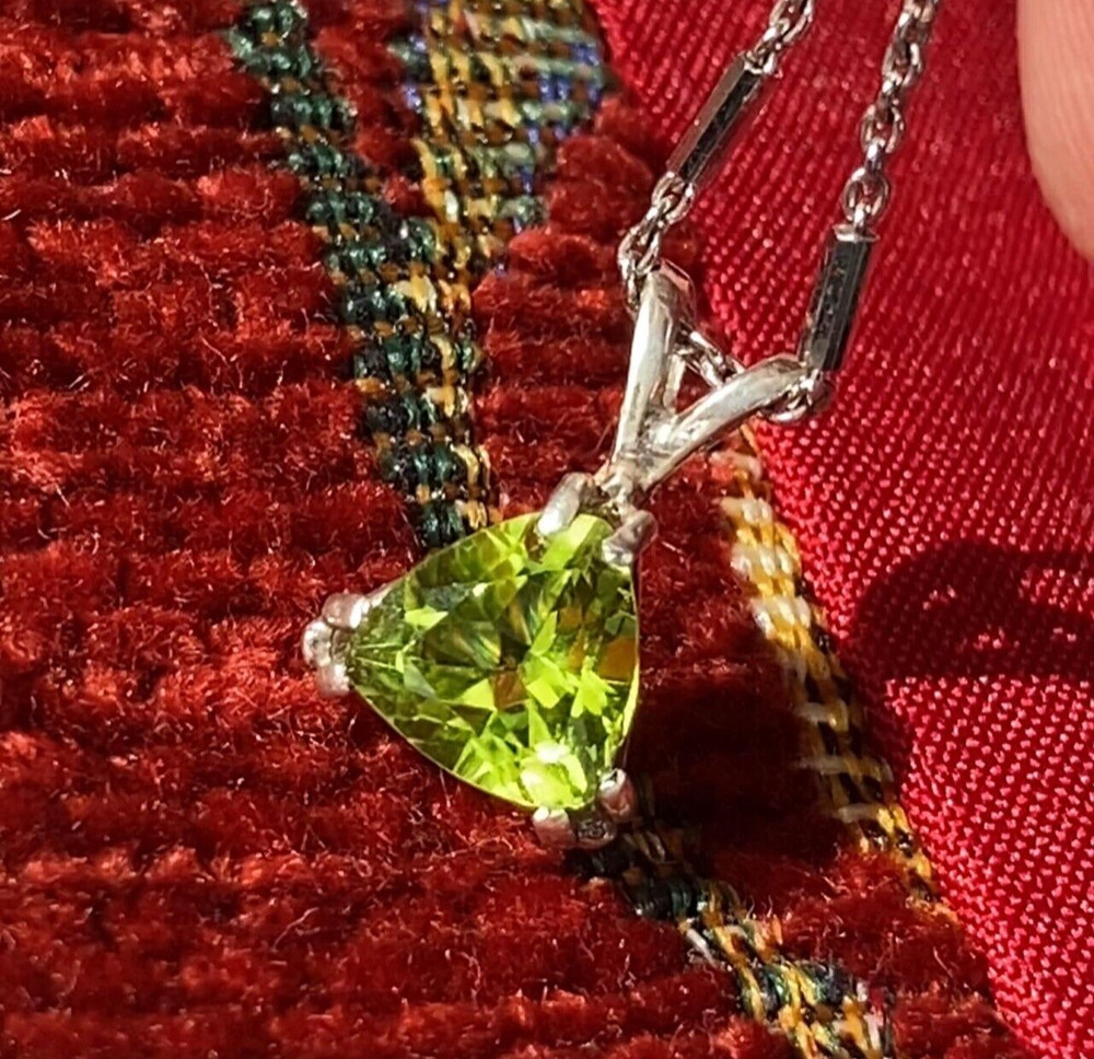 CLASSY PERIDOT *3ct PENDANT COMBO 24" .925 SILVER