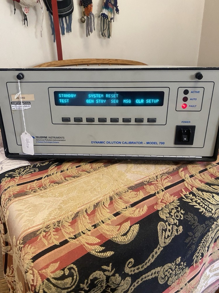 Teledyne Instrument API Dynamic Dilution Calibrator Model 700 Powers On See Desc