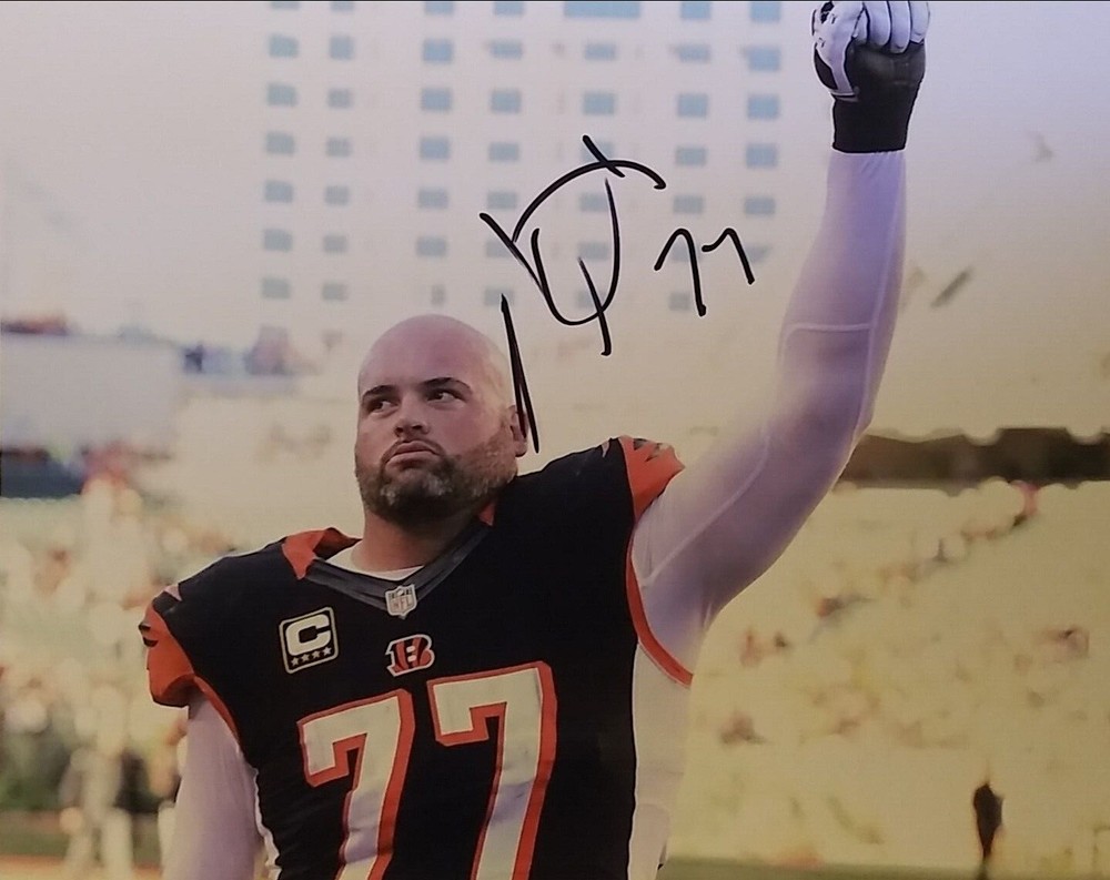Andrew Whitworth signed 8x10
