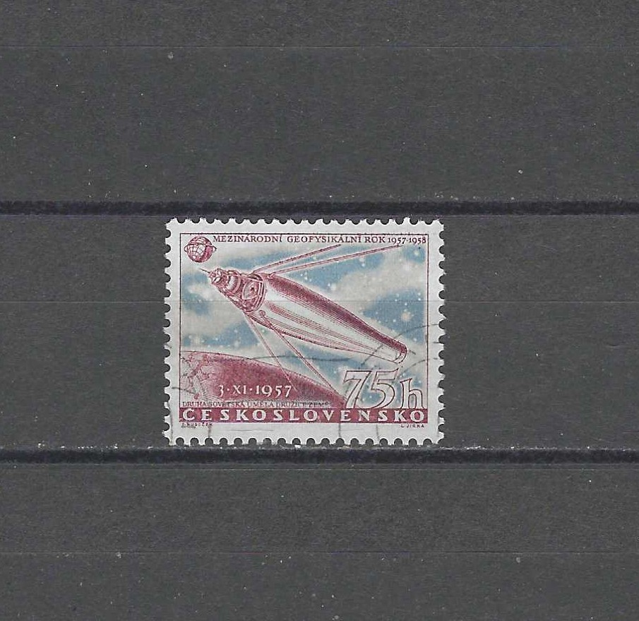 CZECHOSLOVAKIA , 1957 , SPUTNIK 2 OVER EARTH , 75h STAMP , PERF , USED