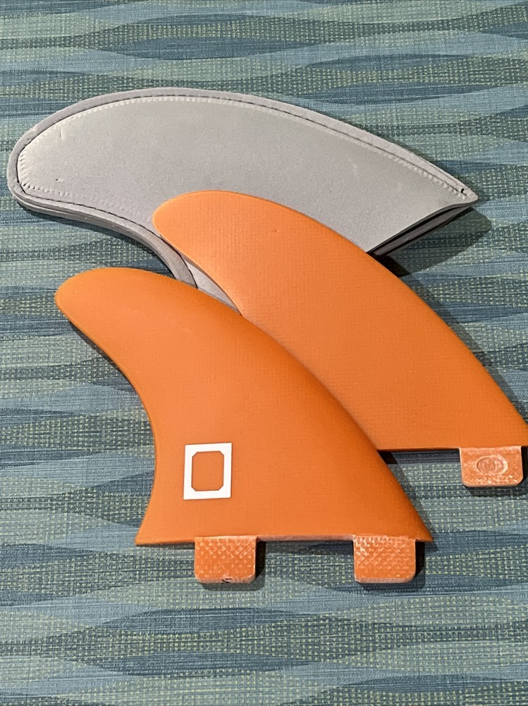 Canvas surfboards Orange Sides 2Fin Set with sheath
