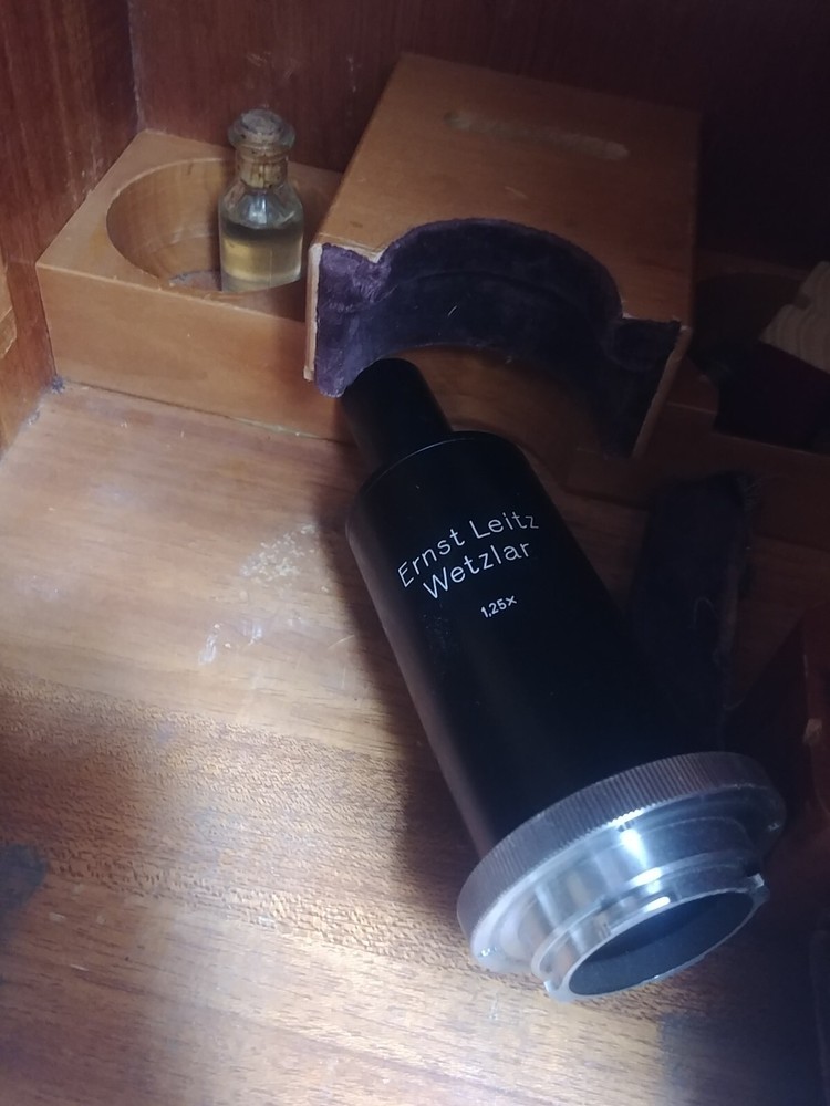 Vintage LEITZ WETZLAR Microscope Bincular GERMANY