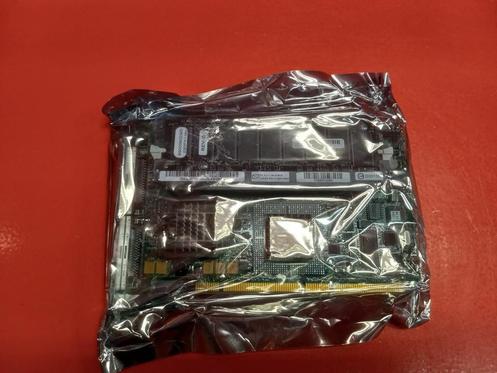 Dell SCSI J4717 PCBX518-B1 PERC 4/Raid Controller