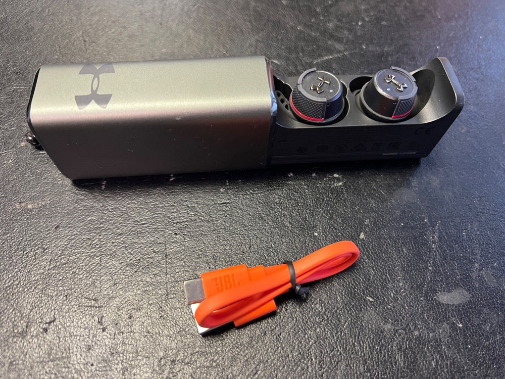 JBL Under Armour True Wireless Earphones Flash