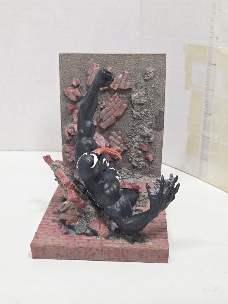 Spiderman Spider-Man Sandman Venom Book Ends Bust Statue