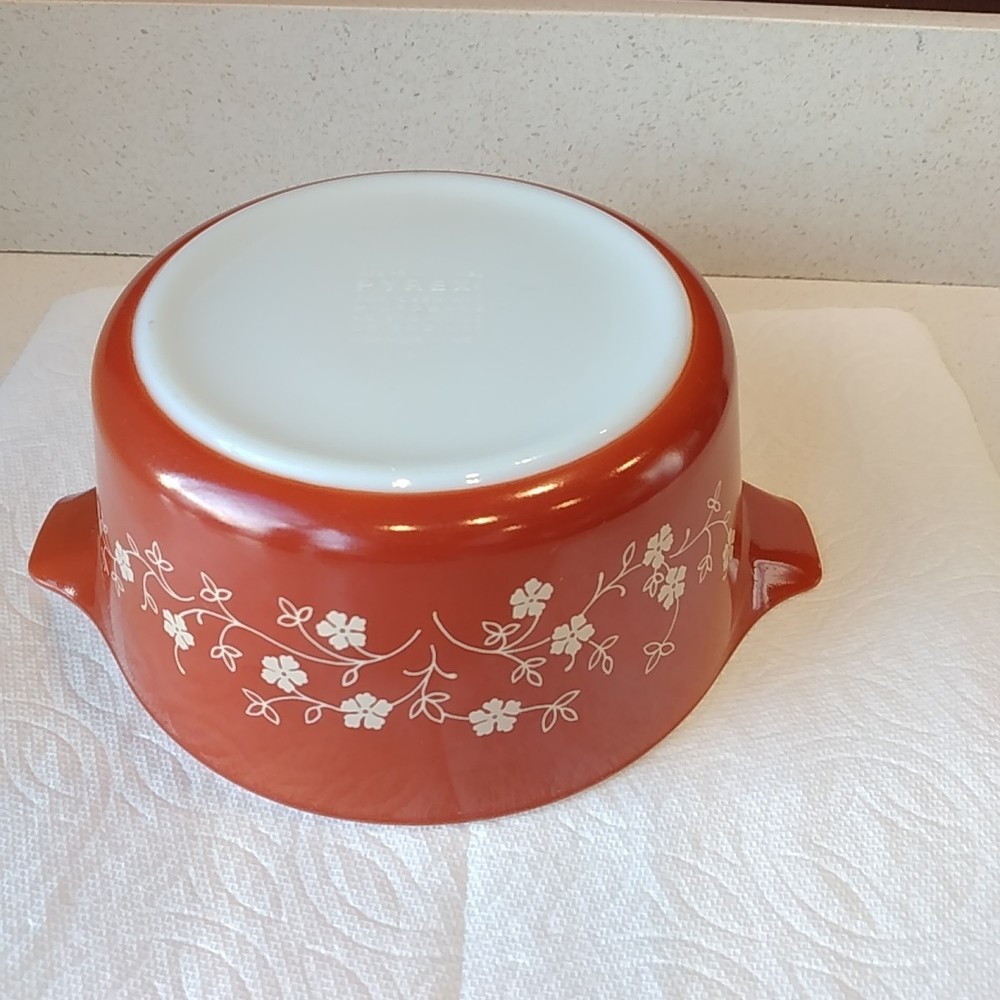 Pyrex small vintage bowl fall or summer baking dish