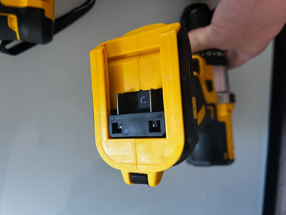 New Dewalt Dupe Drill Kit ( Unbranded )