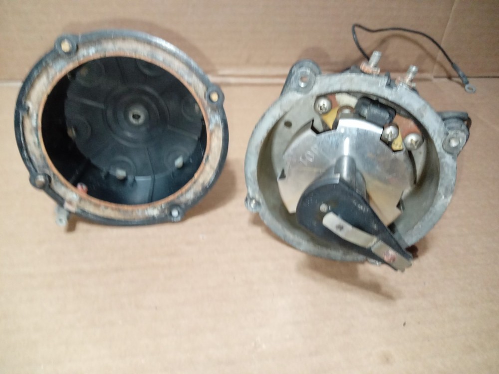 Mercruiser V6 4.3 Distributor Cap And Assembly