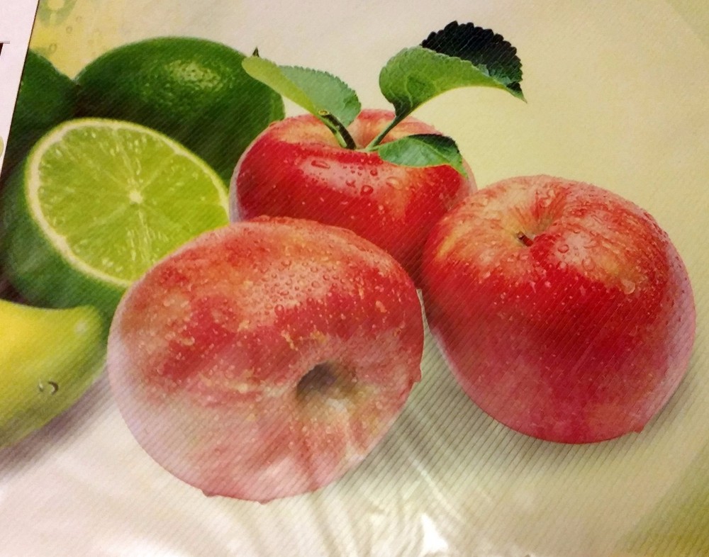 12 pc Thin Plastic Kitchen Set: 6 PLACEMATS & 6 COASTERS, RED & GREEN APPLES