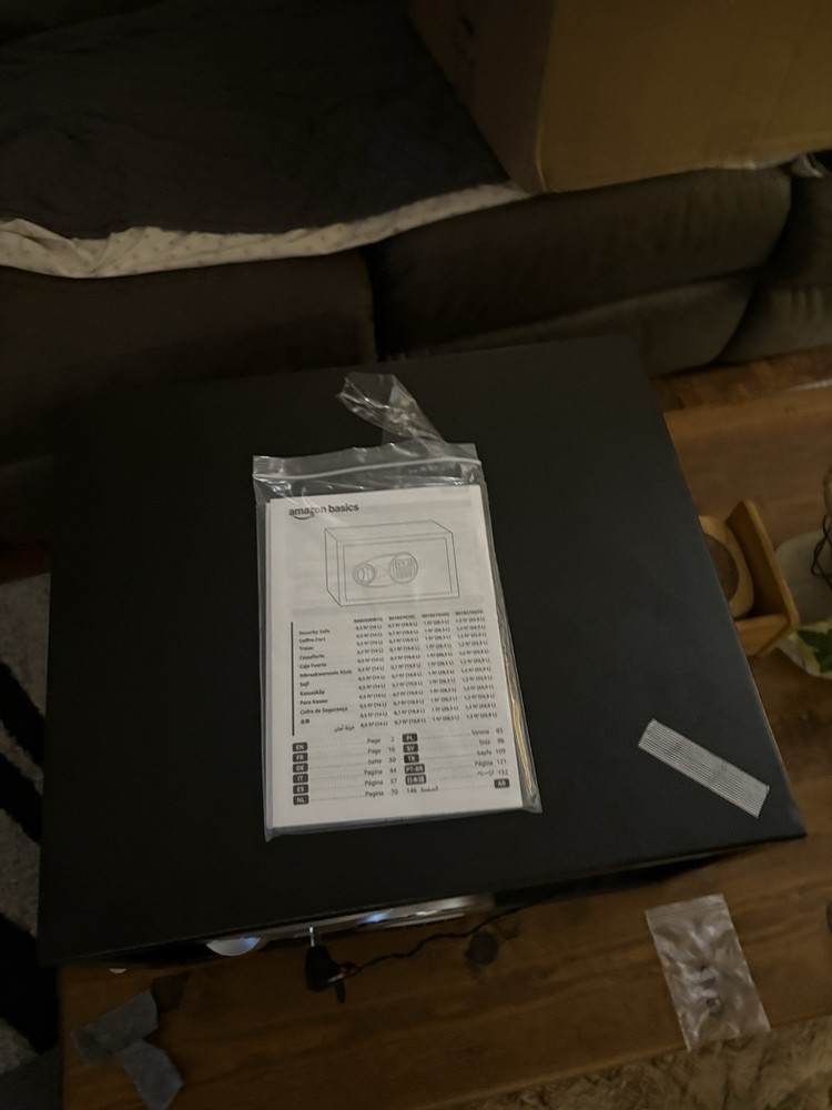 AmazonBasics 1.52 cu ft Black Digital Safe with Key, Adjustable Shelves, 42SAM