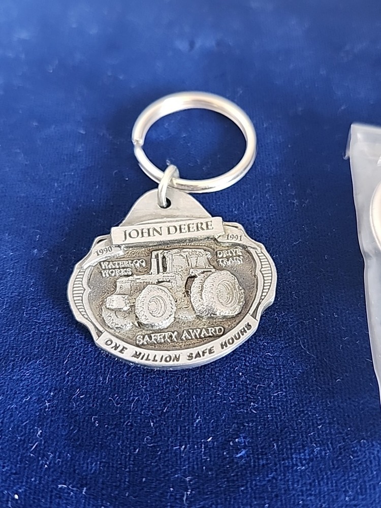 VTG. 3 PC ASST'D" John Deere " Keychain'S