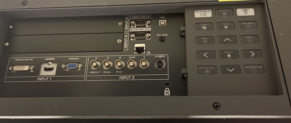 Christie L2K 1500 Projector