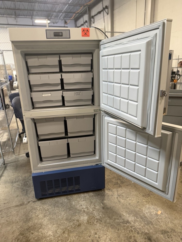 Global Industrial Upright Laboratory Freezer