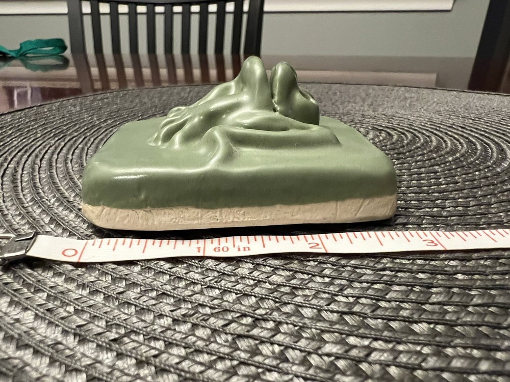 Blue Heron Frog Tile, Excellent Condition