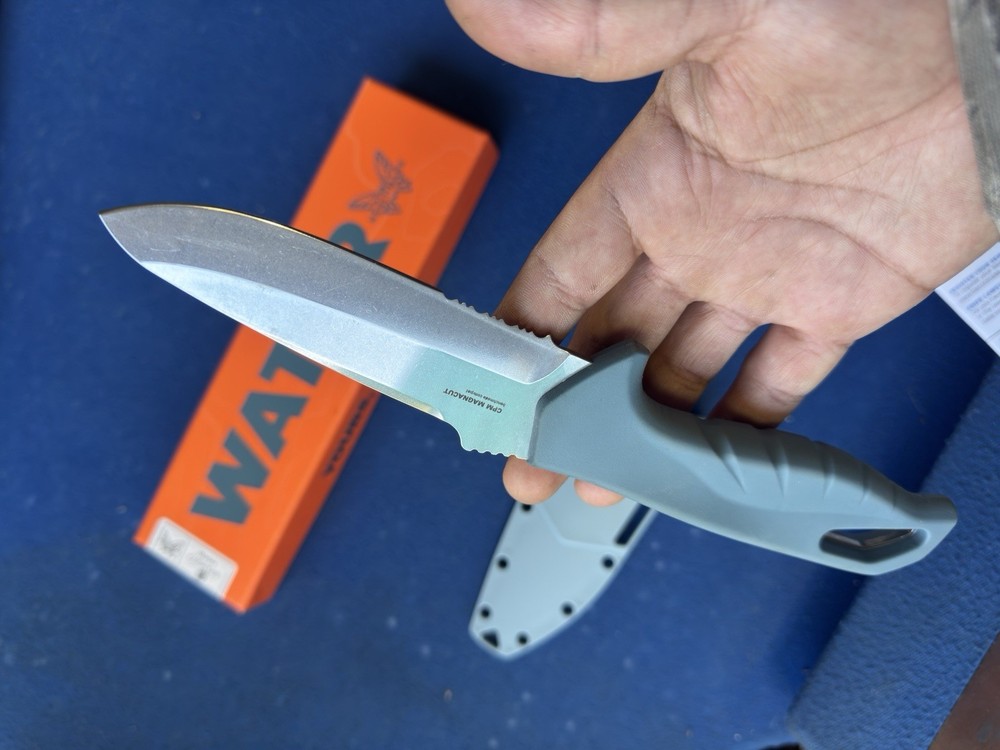 Benchmade Undercurrent Sheepsfoot Depth Blue Santoprene Handle 18040S