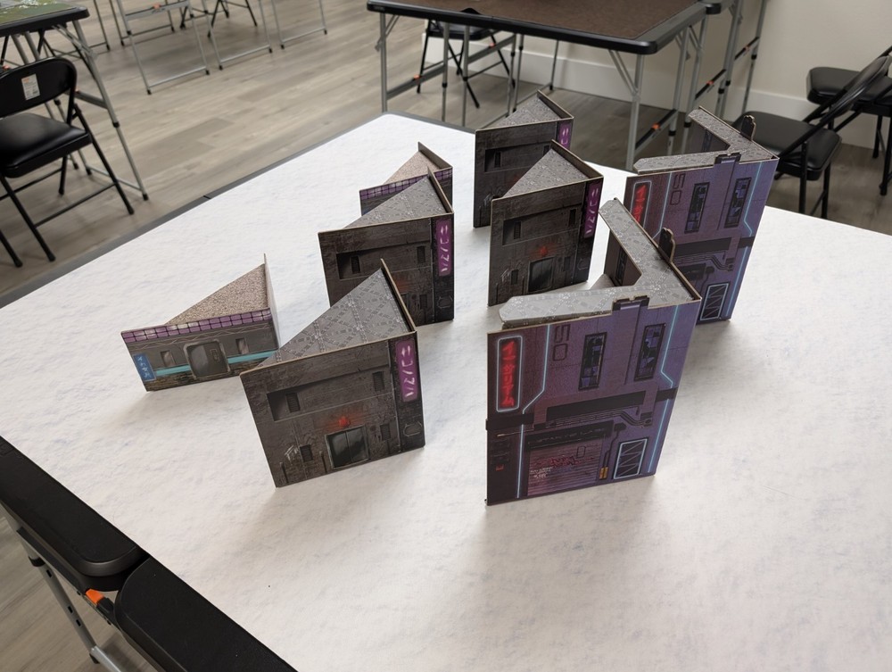 Warhammer 40k Terrain: Squad Marks Foldable Terrain Set - 8 Ruins