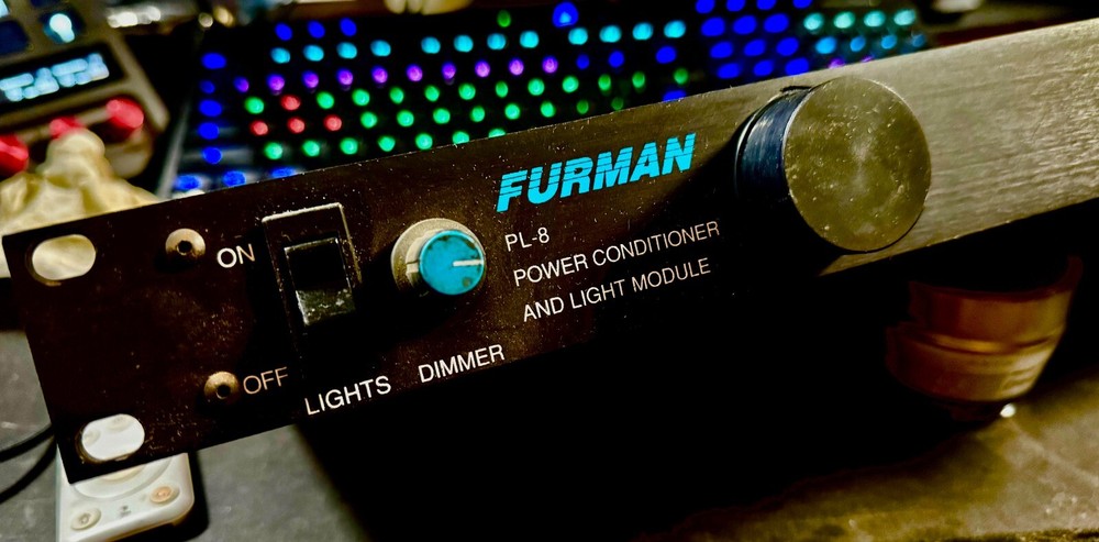 Furman PL-8 Power Conditioner and Light Module Rack Unit