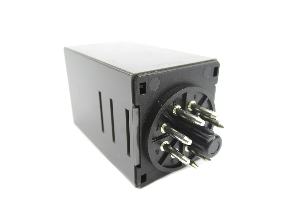 IDEC GT3F-2AD24 24VAC/DC NSMP