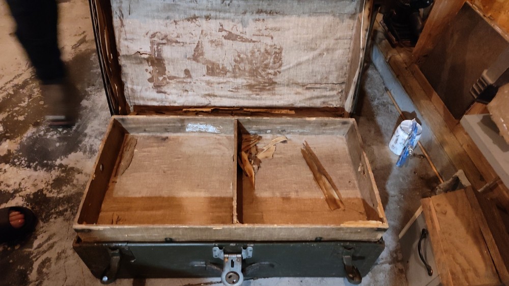 Vintage Trunk (Military style)