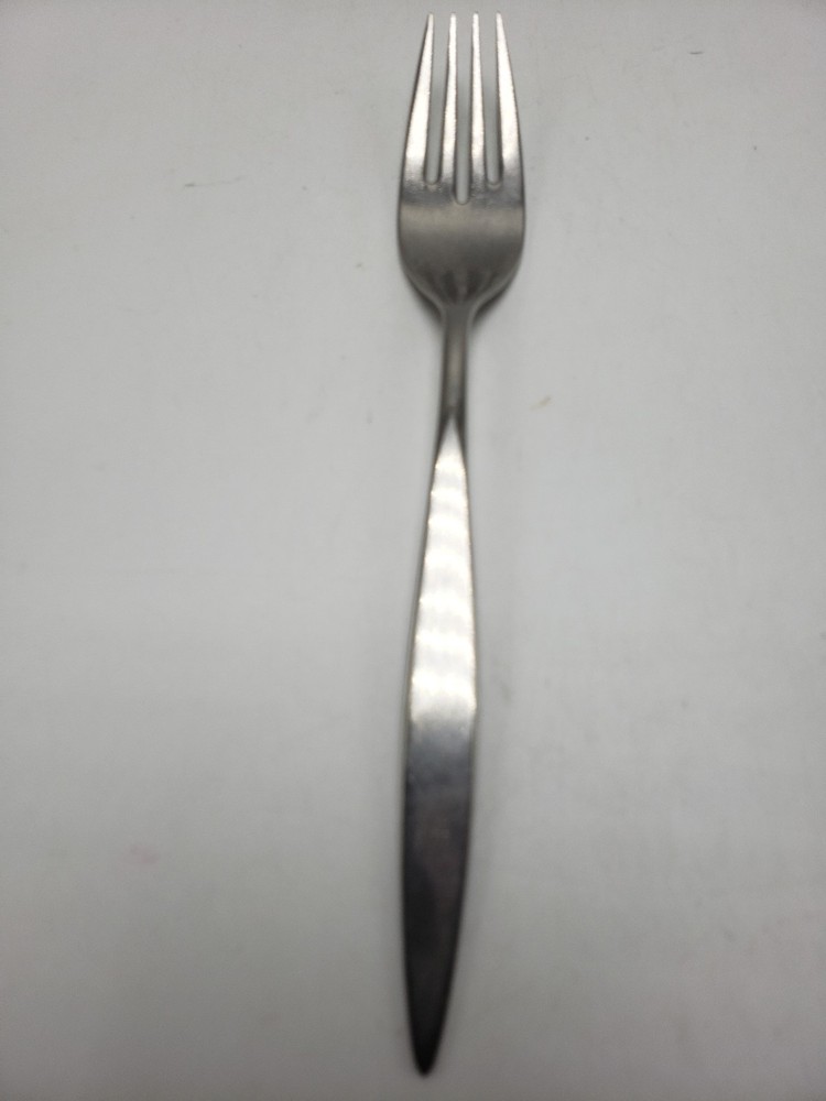 Oneida "Wintersong" Stainless 7 3/8 Inch Fork