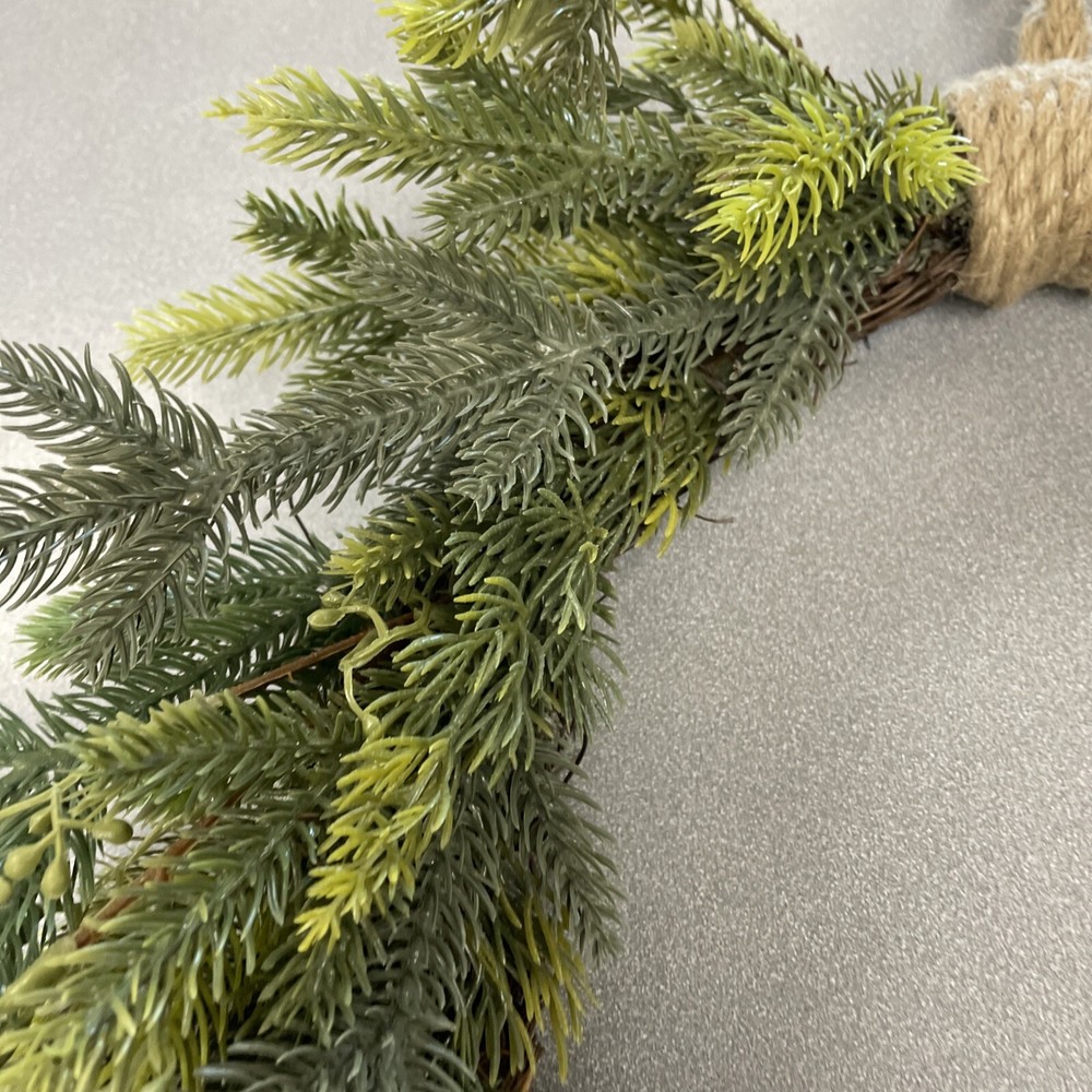 20” Wonderland artificial Pine Wreath