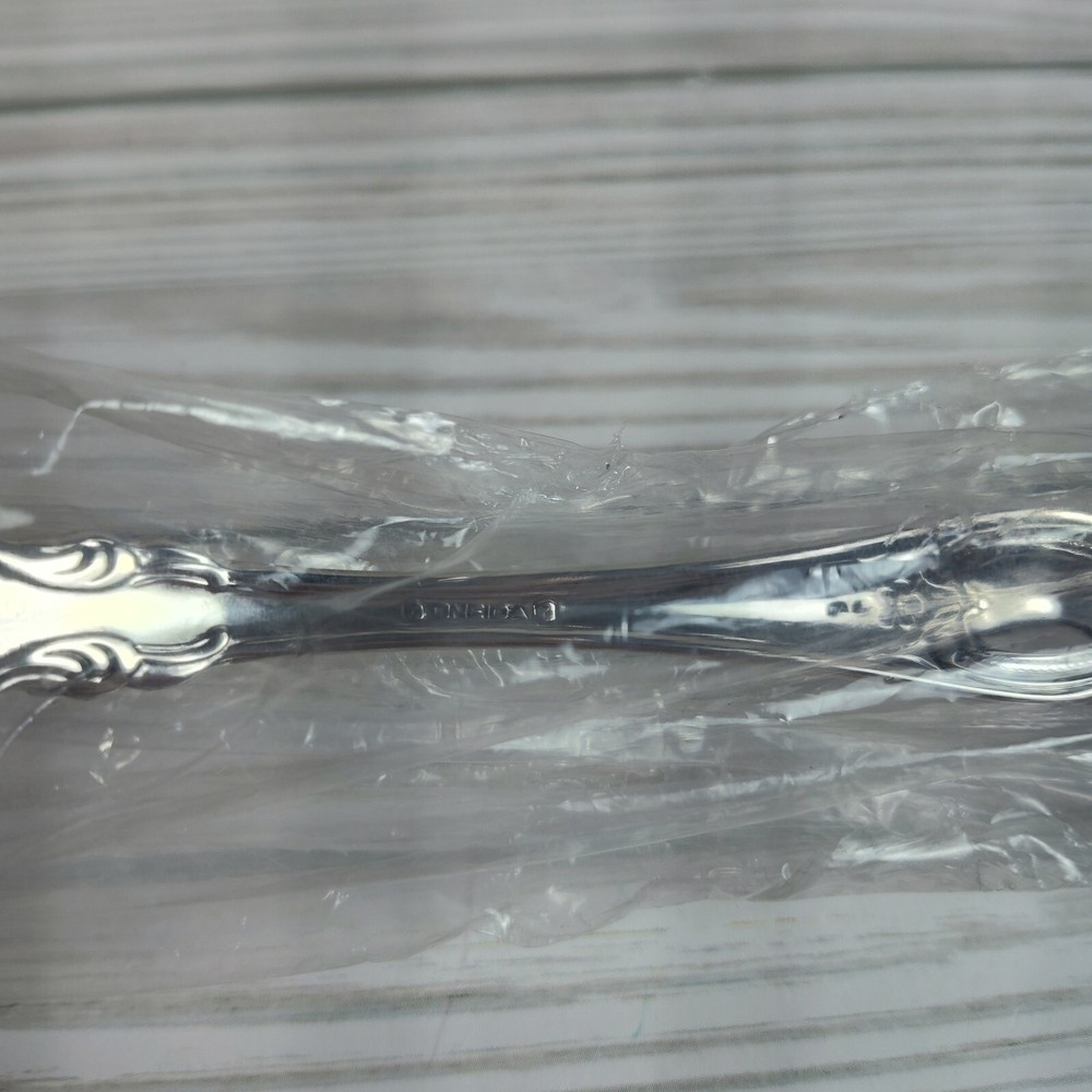 Oneida Frederick II Salad Meat Serving Fork & Casserole Spoon 2 pc. Serving Set